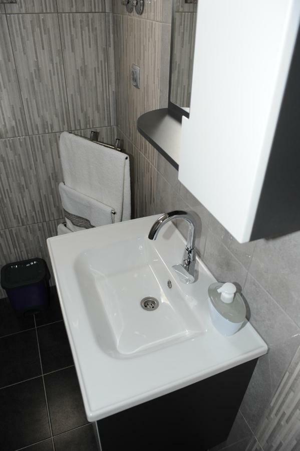 Apartment Odak Brodarica  Exterior photo